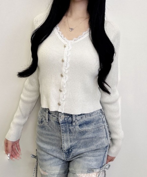INGNI(イング)の「ラメリブレース付ニットカーディガン(カーディガン/ボレロ・レディース・チャコールグレー/ボルドー/オフホワイト/ブラック・M)」の1枚目の写真