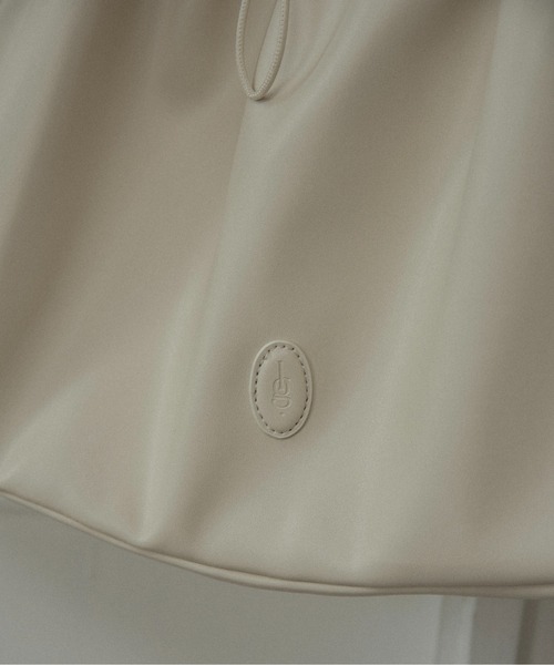 lawgy(ラウジー)の「big circular form single handle gather bag / ビッグサーキュラーフォームシングルハンドルギャザーバッグ(トートバッグ・レディース・アイボリー/ブラック/ブラウン・FREE)」の12枚目の写真