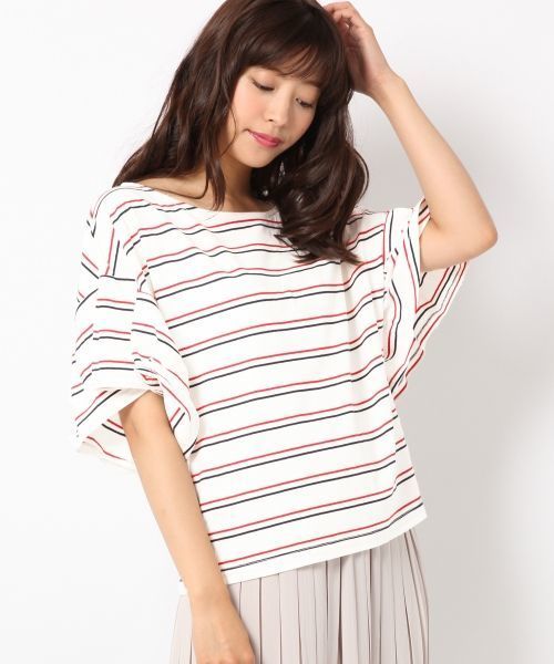 Heather（ヘザー）の「ソデフレアBIGTシャツ  726455（Tシャツ/カットソー・レディース・ブラック/ホワイト×ブラック/オフホワイト/ホワイト系その他・FREE）」の3枚目の写真