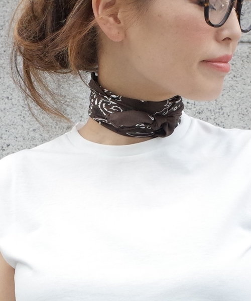 manipuri（マニプリ）の「MANIPURI Silk bandana◆（バンダナ/スカーフ・レディース・ブラウン/ネイビー・FREE）」の2枚目の写真