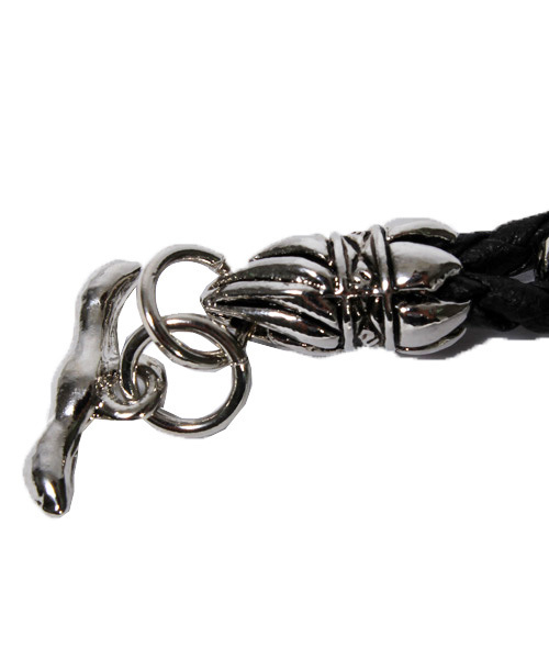 ８(eight)（エイト）の「クロス シルバー PUレザー ブレスレット （ブレスレット・メンズ・ホワイト/ブラック・FREE）」の8枚目の写真