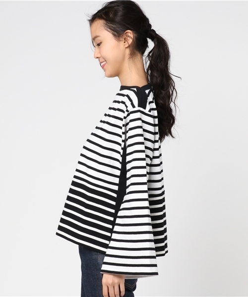 SHIPS（シップス）の「MAISON CHANTOISE: フレアスリーブトップ（Tシャツ/カットソー・レディース・ダークブルー/ホワイト・ONE SIZE）」の4枚目の写真