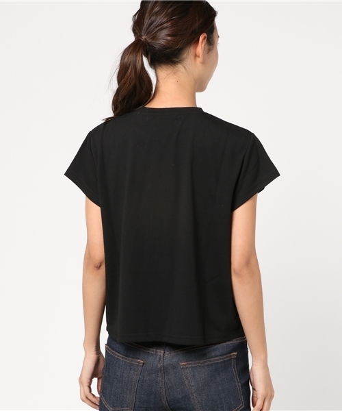 Re:EDIT（リエディ）の「[着まわしやすいから毎日でも着たくなる]シンプルロゴプリントTシャツトップス/カットソー・Tシャツ[リエディ]（Tシャツ/カットソー・レディース・ベージュ/ラベンダー/ネイビー/ブラック/ホワイト/マスタード・X-LARGE/SMALL/MEDIUM/LARGE）」の11枚目の写真