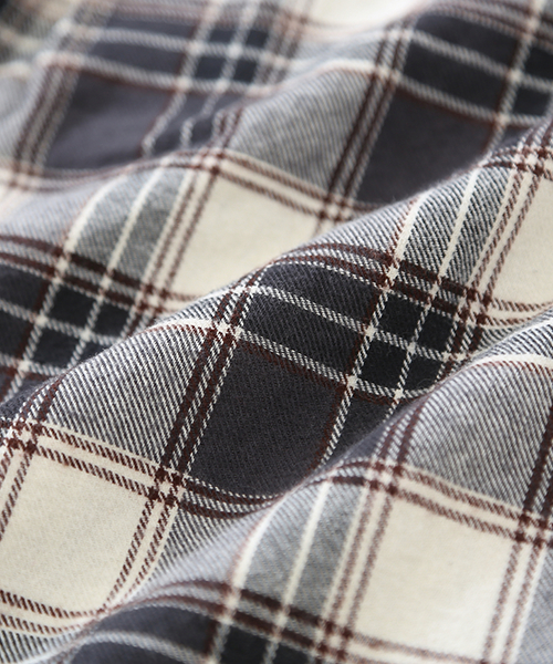 CUBE SUGAR（キューブシュガー）の「先染めネルチェックレギュラーシャツ（シャツ/ブラウス・レディース・グレー系その他/ブルー系その他/レッド系その他/その他・M）」の5枚目の写真