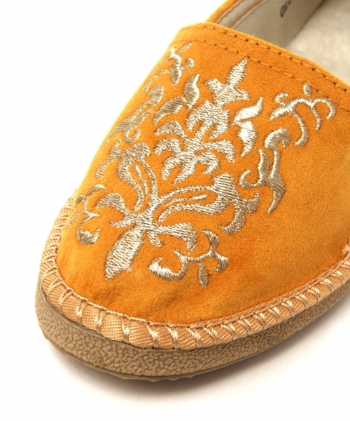 GLOBAL WORK（グローバルワーク）の「アソートソフトスリッポン/765840（スリッポン・レディース・ダークブラウン/ブラック/その他/イエロー/ベージュ/パープル・LARGE/MEDIUM）」の19枚目の写真