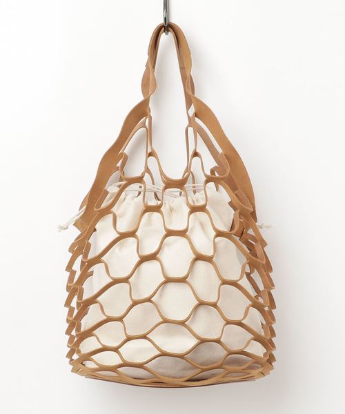 KOBE LETTUCE（コウベレタス）の「フィッシュネットフェイクレザートートバッグ レディース キャンバス巾着付き[B1159]神戸レタス（トートバッグ・レディース・ブラック/キャメル/グレイッシュベージュ・FREE）」の9枚目の写真