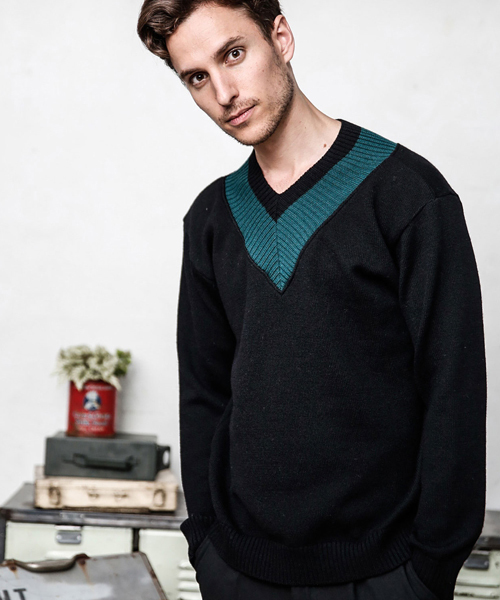 MR.OLIVE（ミスターオリーブ）の「7G SOFT WOOL KNIT / BIG SILHOUTTE CRICKET SWEATER（ニット/セーター・メンズ・ブラック/ネイビー/ブラウン・SMALL/MEDIUM/LARGE）」の2枚目の写真