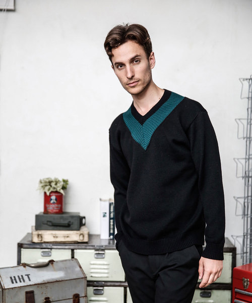 MR.OLIVE（ミスターオリーブ）の「7G SOFT WOOL KNIT / BIG SILHOUTTE CRICKET SWEATER（ニット/セーター・メンズ・ブラック/ネイビー/ブラウン・SMALL/MEDIUM/LARGE）」の10枚目の写真