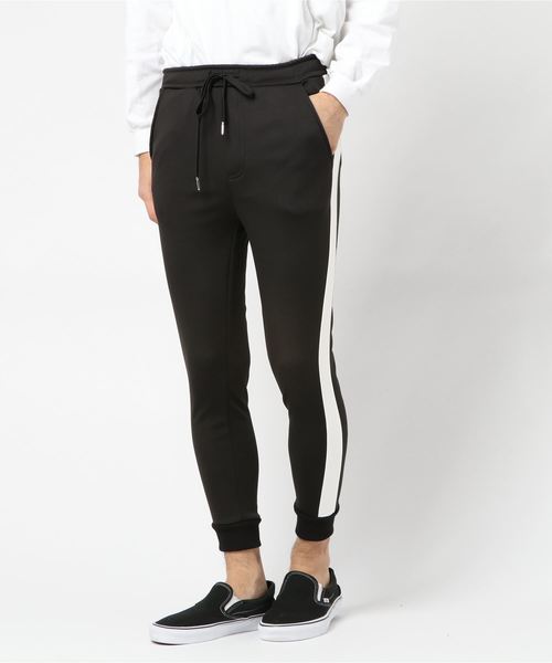 WEGO（ウィゴー）の「WEGO/裏起毛ラインジョガーストレッチスキニーパンツ（その他パンツ・メンズ・ブラック・SMALL/MEDIUM/LARGE/X-SMALL）」の5枚目の写真