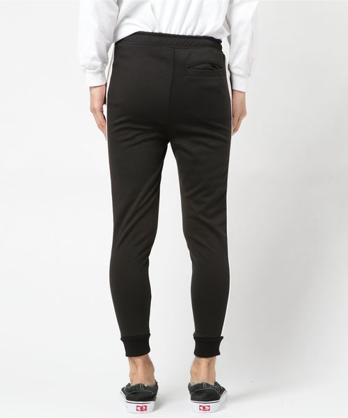 WEGO（ウィゴー）の「WEGO/裏起毛ラインジョガーストレッチスキニーパンツ（その他パンツ・メンズ・ブラック・SMALL/MEDIUM/LARGE/X-SMALL）」の3枚目の写真
