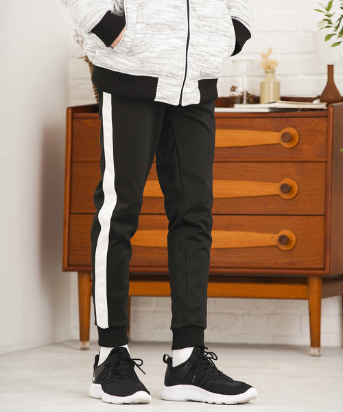 WEGO（ウィゴー）の「WEGO/裏起毛ラインジョガーストレッチスキニーパンツ（その他パンツ・メンズ・ブラック・SMALL/MEDIUM/LARGE/X-SMALL）」の11枚目の写真