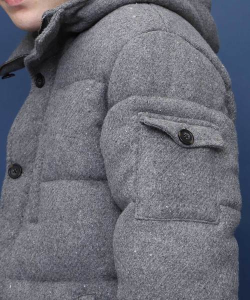 EMMA CLOTHES(エマクローズ)の「ウールブレンドフェザーダウンジャケット/フードダウン(ダウンジャケット/コート・メンズ・グレー/ネイビー/ブラック・M/L)」の5枚目の写真
