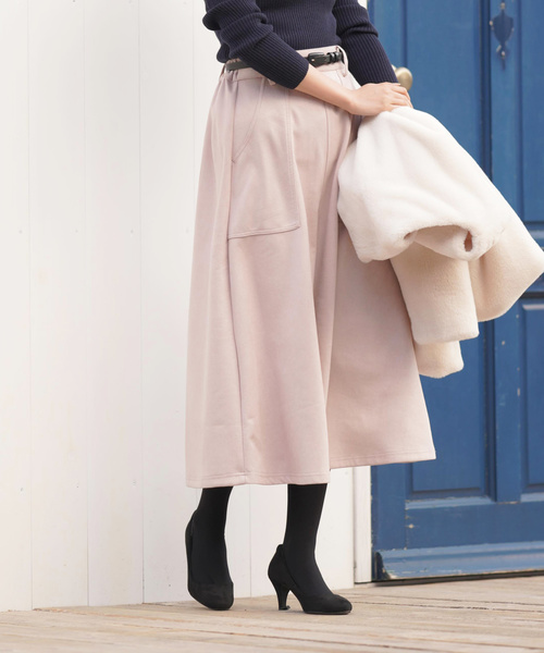 rps（アールピーエス）の「エコスウェードロングフレアースカート（スカート・レディース・ベージュ/マスタード/ピンクベージュ/ライトカーキ・M）」の4枚目の写真