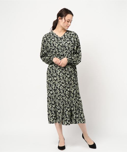 PAGEBOY（ページボーイ）の「フラワーロングワンピ（ワンピース・レディース・ホワイト/ブラック・FREE）」の19枚目の写真