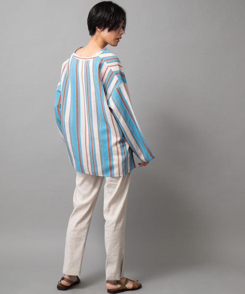 Munich（ミューニック）の「イタリア製ビスコースシルクストライプキーネックブラウス（シャツ/ブラウス・レディース・ホワイト/ベージュ/サックスブルー・FREE）」の10枚目の写真