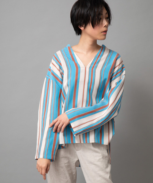 Munich（ミューニック）の「イタリア製ビスコースシルクストライプキーネックブラウス（シャツ/ブラウス・レディース・ホワイト/ベージュ/サックスブルー・FREE）」の11枚目の写真