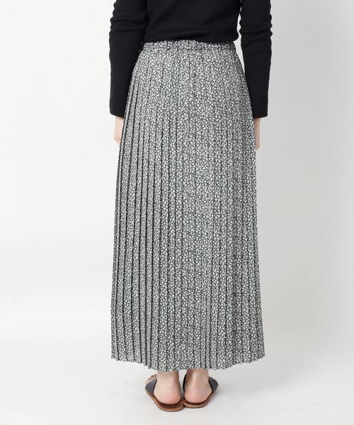 liflattie ships（リフラティ シップス）の「liflattie ships:フラワープリントプリーツスカート◇（スカート・レディース・ブラウン/グリーン・SMALL/MEDIUM）」の19枚目の写真