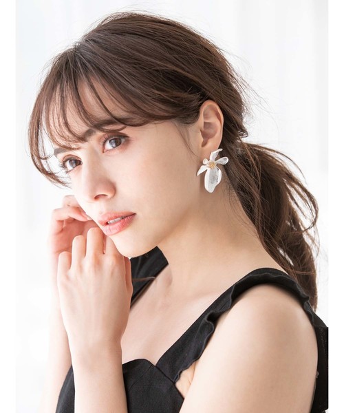 fifth(フィフス)の「フラワーデザインピアス(ピアス(両耳用)・レディース・ゴールド/シルバー・FREE)」の5枚目の写真