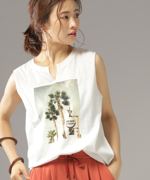 BAYFLOW(ベイフロー)の「カルフォルニアコットンノースリキーネックタンク(Tシャツ/カットソー・レディース・ホワイト/ブラック/ブラウン・FREE)」の9枚目の写真