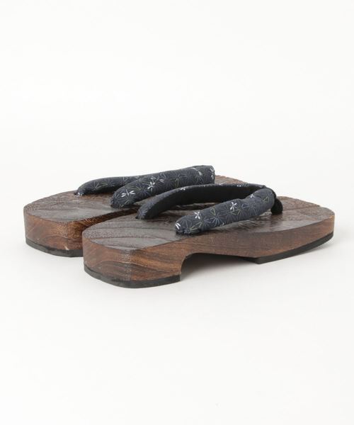 KYOETSU（キョウエツ）の「メンズ茶台下駄（和装小物・メンズ・ブラック系その他/ブラック系その他2/ブラック系その他3/ブラック系その他4/ベージュ系その他/ベージュ系その他2/ベージュ系その他3/ブルー系その他/ブルー系その他2/ブルー系その他3・L/M/LL/S）」の11枚目の写真