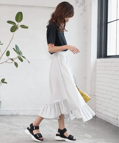 KOBE LETTUCE（コウベレタス）の「裾切替えロング丈ティアードフレアスカート（スカート・レディース・パープル/オフホワイト/ホワイト×ブルー/ホワイト×ブラック/ブルー系その他・FREE）」の13枚目の写真