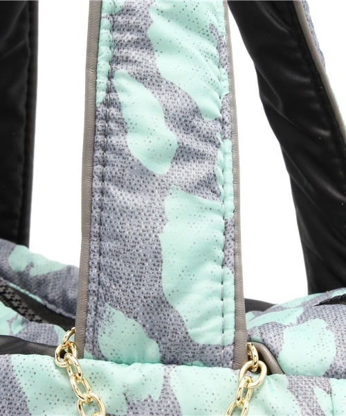 PAPILLONNER(パピヨネ)の「LEOリバーシブルトート(トートバッグ・レディース・イエロー/ミント/ライトブルー・FREE)」の4枚目の写真