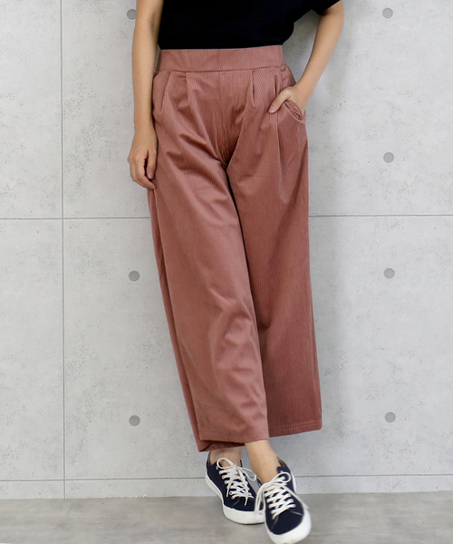 CHARM BERRY TIC（チャームベリーチック）の「コールテンワイドパンツ（その他パンツ・レディース・カーキ/ピンク/アイボリー/モカ・M/L）」の4枚目の写真