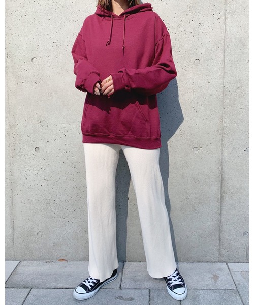 GILDAN（ギルダン）の「【GILDAN】ギルダン ビッグシルエット 裏起毛 パーカー（パーカー・レディース・ホワイト/ブラック/ベージュ/グレー/ワイン/ダークブラウン/カーキ/ダークグリーン/ラベンダー・M/L/XL）」の12枚目の写真