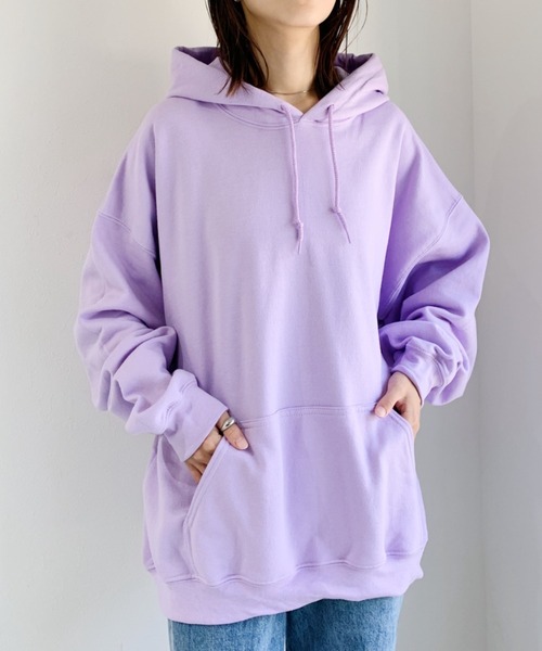 GILDAN（ギルダン）の「【GILDAN】ギルダン ビッグシルエット 裏起毛 パーカー（パーカー・レディース・ホワイト/ブラック/ベージュ/グレー/ワイン/ダークブラウン/カーキ/ダークグリーン/ラベンダー・M/L/XL）」の15枚目の写真