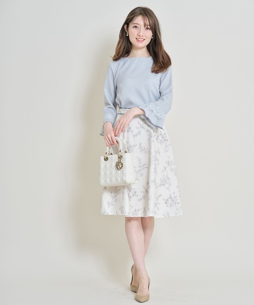 tocco closet（トッコ　クローゼット）の「【ZOZO限定】レース付き袖口フレアスカラネックブラウス（シャツ/ブラウス・レディース・ブルー系その他/ラベンダー/オフホワイト/ピンク/ブラック・M）」の16枚目の写真