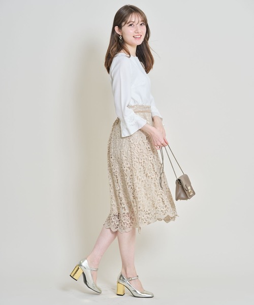tocco closet（トッコ　クローゼット）の「【ZOZO限定】レース付き袖口フレアスカラネックブラウス（シャツ/ブラウス・レディース・ブルー系その他/ラベンダー/オフホワイト/ピンク/ブラック・M）」の7枚目の写真