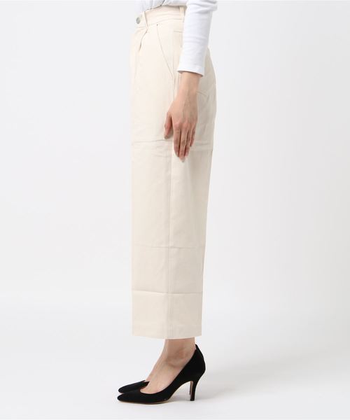 DuKKah(デュカ)の「dukkah/【低身長に優しいXSサイズ】タックストレートワイドパンツ(チノパンツ・レディース・サックスブルー/ピンク/アイボリー・FREE)」の5枚目の写真