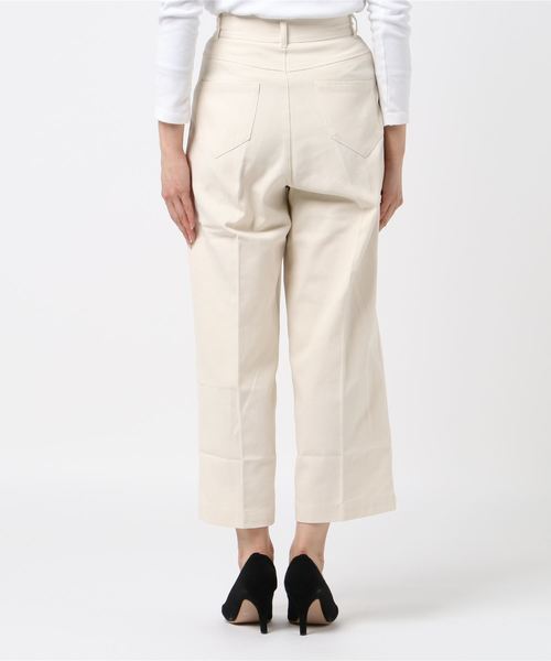 DuKKah(デュカ)の「dukkah/【低身長に優しいXSサイズ】タックストレートワイドパンツ(チノパンツ・レディース・サックスブルー/ピンク/アイボリー・FREE)」の13枚目の写真
