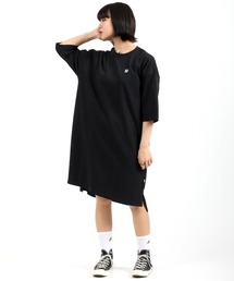 夏ワンピースにスニーカーを履いて出かけよう 楽ちんで爽やかなシンプルコーデ11選 Zozotown