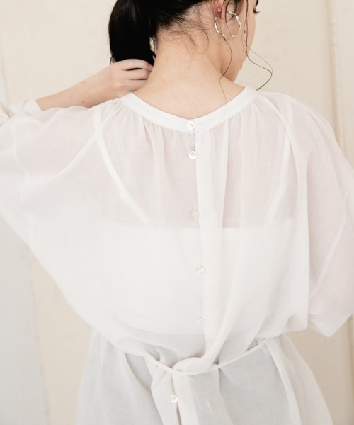 LOWRYS FARM（ローリーズファーム）の「ソデボリュームブラウス6S　888233（シャツ/ブラウス・レディース・ブラック/オフホワイト/グリーン系その他・FREE）」の7枚目の写真