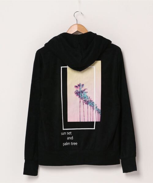 INNOCENT（イノセント）の「パイル　 プリントジップパーカー（パーカー・レディース・ブラック/ネイビー・LARGE/MEDIUM）」の3枚目の写真
