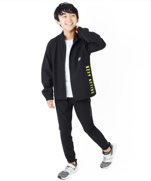 GLAZOS（グラソス）の「4wayストレッチ・スタンドジップアップジャケット（ナイロンジャケット・キッズ・ブラック/ネイビー・150cm/130cm/160cm/140cm）」の9枚目の写真