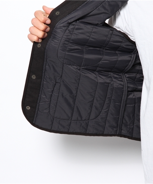 HYSTERIC GLAMOUR（ヒステリックグラマー）の「プリマロフトナイロンタフタ インナーベスト（ベスト・メンズ・レッド/ブラック・MEDIUM/LARGE/SMALL）」の9枚目の写真