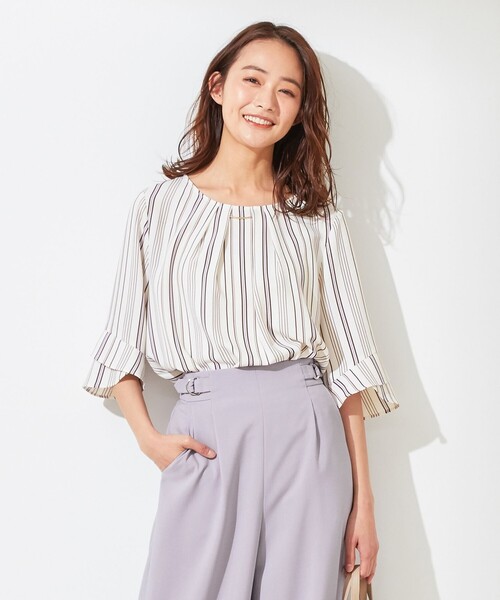 ANY SIS(エニィスィス)の「【美人百花5月号掲載】ラッフルフレアースリーブ ブラウス(シャツ/ブラウス・レディース・ホワイト系/ライトグレー系1/ライトグリーン系1/ライラック系1/ピンク系/ネイビー系1/ブラック系3・1/2/3)」の6枚目の写真