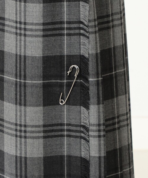 Demi-Luxe BEAMS(デミルクス ビームス)の「O'NEIL OF DUBLIN / GLENMALUR PASS ロングスカート(スカート・レディース・グレー・8/10/12)」の9枚目の写真