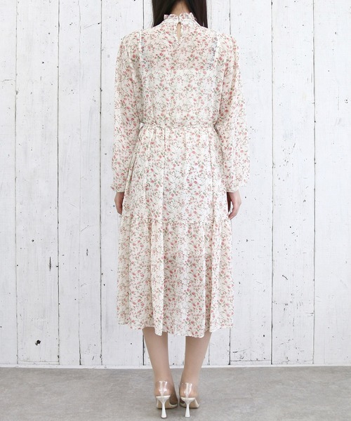 Roomy's（ルーミーズ）の「フラワープリントラッフルワンピース（ワンピース・レディース・ブルー/ピンク/ベージュ・FREE）」の16枚目の写真