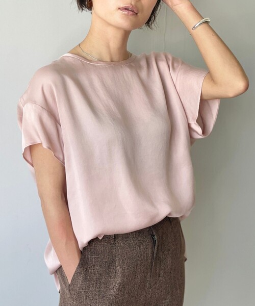 JET（ジェット）の「◆【ウォッシャブル】テロントサテン半袖ブラウス（シャツ/ブラウス・レディース・ブラック/カーキ/ベビーピンク/ライトベージュ・80/04）」の11枚目の写真