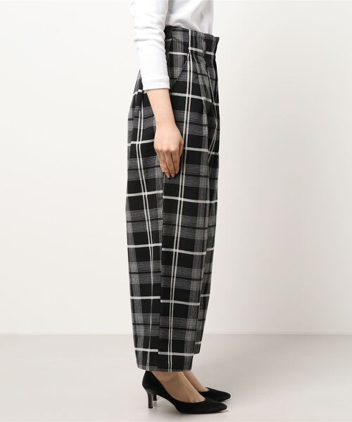 NICOLE white（ニコルホワイト）の「チェックパンツ（その他パンツ・レディース・ベージュ/ブラック・FREE）」の4枚目の写真