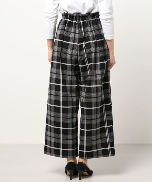 NICOLE white（ニコルホワイト）の「チェックパンツ（その他パンツ・レディース・ベージュ/ブラック・FREE）」の3枚目の写真