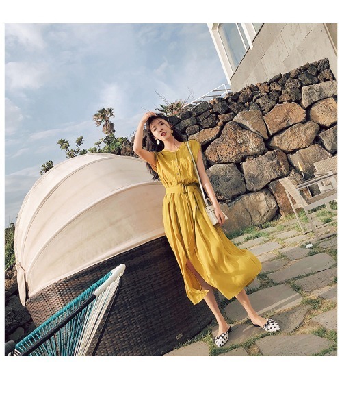 Ritzy(リッツィー)の「大人シルエット ミモレ丈 ウエストベルトデザイン ノースリーブブワンピース(ワンピース・レディース・ブラック/イエロー/ブルー系その他・S/M/L/XL)」の8枚目の写真