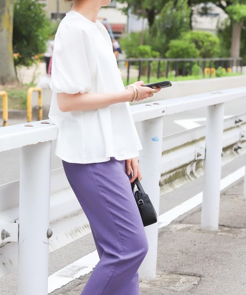 SENSE OF PLACE by URBAN RESEARCH（センスオブプレイスバイアーバンリサーチ）の「ボリュームスリーブドッキングTシャツ（Tシャツ/カットソー・レディース・ベージュ/ブラック/オフホワイト・ONE）」の2枚目の写真