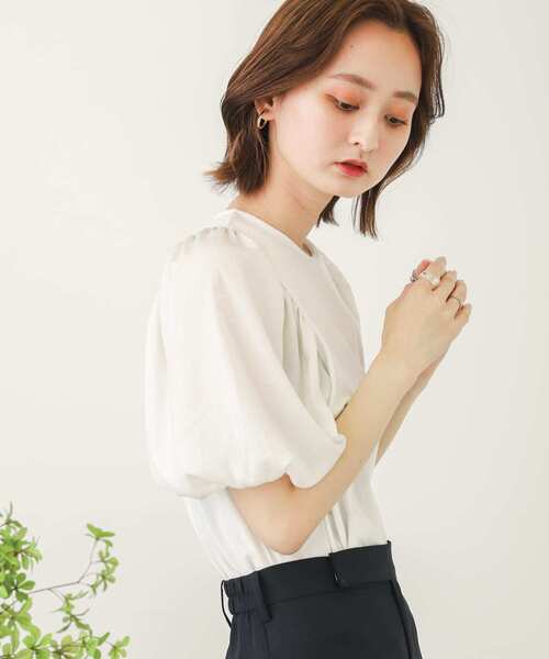 SENSE OF PLACE by URBAN RESEARCH（センスオブプレイスバイアーバンリサーチ）の「ボリュームスリーブドッキングTシャツ（Tシャツ/カットソー・レディース・ベージュ/ブラック/オフホワイト・ONE）」の16枚目の写真