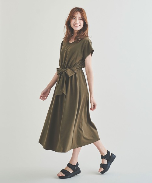 Anuenue（アヌエヌエ）の「ウエストリボンTシャツワンピース（ワンピース・レディース・ネイビー/カーキ/グレー/ブラウン・FREE）」の15枚目の写真