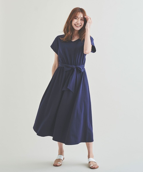 Anuenue（アヌエヌエ）の「ウエストリボンTシャツワンピース（ワンピース・レディース・ネイビー/カーキ/グレー/ブラウン・FREE）」の11枚目の写真