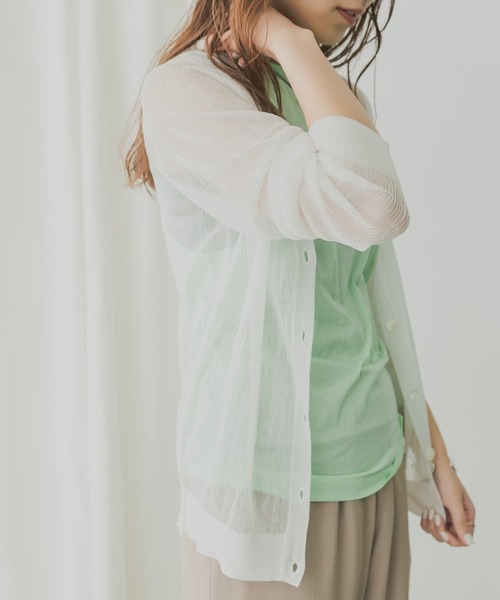 KBF+（ケービーエフプラス）の「KBF+　シアーカーディガン（カーディガン/ボレロ・レディース・オフホワイト/レッド系その他/ブラック・ONE）」の6枚目の写真